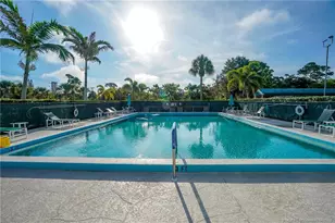 2950 SE Ocean Blvd, Stuart, FL 34996 - Photo 3