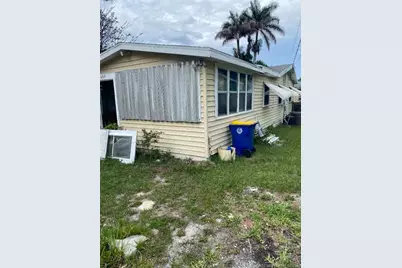 5659 SE 44th Avenue, Stuart, FL 34997 - Photo 3