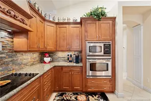 939 SE Willoughby Trace, Stuart, FL 34997 - Photo 7