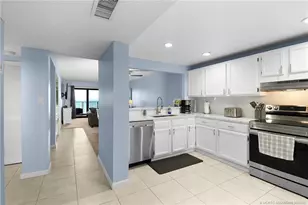 10200 S Ocean Dr, Jensen Beach, FL 34957 - Photo 33