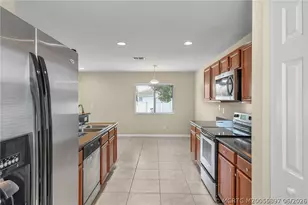 1952 SW Providence Pl, Port Saint Lucie, FL 34953 - Photo 11
