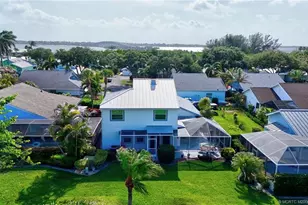 4061 NE Breakwater Dr, Jensen Beach, FL 34957 - Photo 7