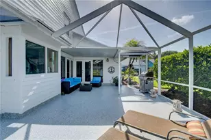 4061 NE Breakwater Dr, Jensen Beach, FL 34957 - Photo 9