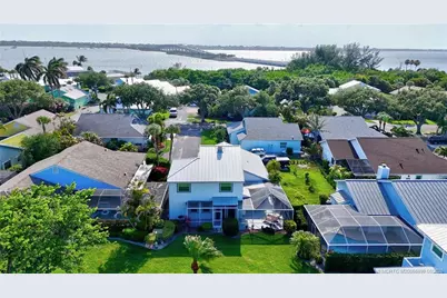 4061 NE Breakwater Drive, Jensen Beach, FL 34957 - Photo 13