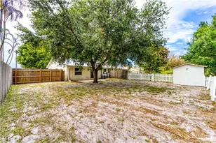 1240 SE St Lawrence Way, Stuart, FL 34997 - Photo 23