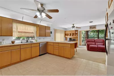11145 SW Meadowlark Circle, Stuart, FL 34997 - Photo 23