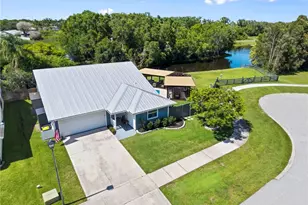 4401 SE Satinleaf Pl, Stuart, FL 34997 - Photo 1