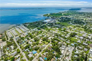 2495 NE Hickory Ave, Jensen Beach, FL 34957 - Photo 45