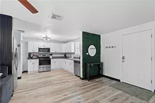 2495 NE Hickory Ave, Jensen Beach, FL 34957 - Photo 15