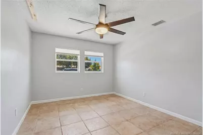 520 SE Dolphin Drive, Stuart, FL 34996 - Photo 13