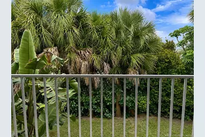 615 NW Oleander Street #202, Stuart, FL 34994 - Photo 3