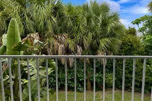 615 NW Oleander St, Stuart, FL 34994 - Photo 3