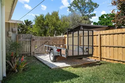 523 SE Dolphin Drive, Stuart, FL 34996 - Photo 49