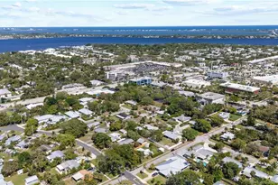 523 SE Dolphin Dr, Stuart, FL 34996 - Photo 53