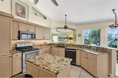 460 NE Cornwall Ave Avenue, Port Saint Lucie, FL 34983 - Photo 11