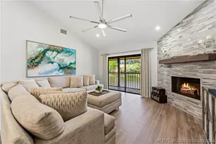 164 SE Crestwood Cir, Stuart, FL 34997 - Photo 5