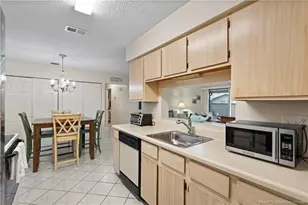 4060 NW Cinnamon Tree Cir, Jensen Beach, FL 34957 - Photo 15