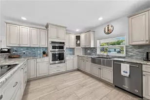 1007 SE Kitching Cove Ln, Port Saint Lucie, FL 34952 - Photo 19