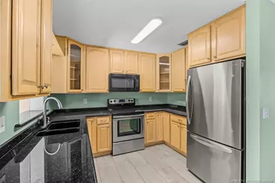 687 NE Maranta Terrado, Jensen Beach, FL 34957 - Photo 7
