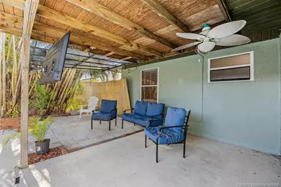 687 NE Maranta Terrado, Jensen Beach, FL 34957 - Photo 25