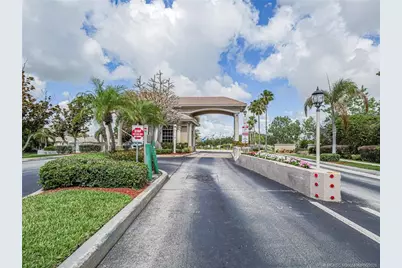 391 NW Sheffield Circle, Port Saint Lucie, FL 34983 - Photo 5