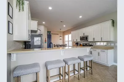 391 NW Sheffield Circle, Port Saint Lucie, FL 34983 - Photo 11