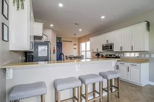 391 NW Sheffield Cir, Port Saint Lucie, FL 34983 - Photo 11