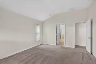 8253 Sand Pine Cir, Port Saint Lucie, FL 34952 - Photo 33