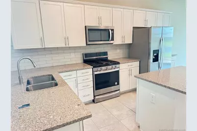 10214 SW Captiva Drive, Port Saint Lucie, FL 34987 - Photo 5
