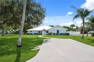 507 NE Silver Oak Terrace, Jensen Beach, FL 34957 - Photo 3