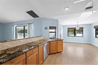 507 NE Silver Oak Terrace, Jensen Beach, FL 34957 - Photo 15