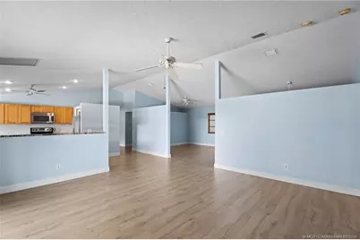507 NE Silver Oak Terrace, Jensen Beach, FL 34957 - Photo 11