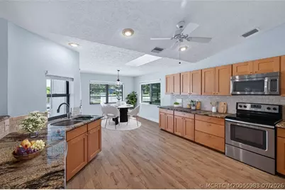 507 NE Silver Oak Terrace, Jensen Beach, FL 34957 - Photo 25