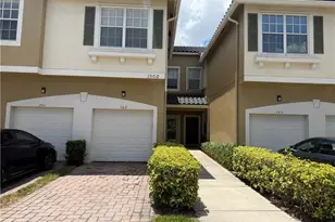 1560 SE Wilshire Pl, Stuart, FL 34994 - Photo 1