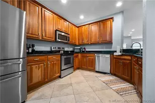 1560 SE Wilshire Pl, Stuart, FL 34994 - Photo 9