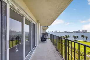 801 Lake Shore Dr, Lake Park, FL 33403 - Photo 3
