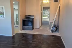 2929 SE Ocean Blvd, Stuart, FL 34996 - Photo 7