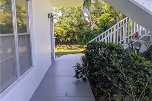 2929 SE Ocean Blvd, Stuart, FL 34996 - Photo 3