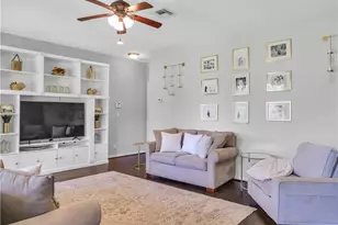 697 SW Sun Cir, Palm City, FL 34990 - Photo 5