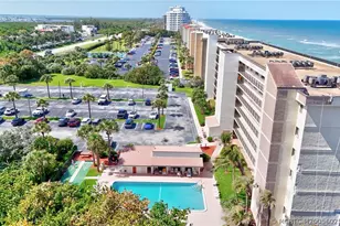 10310 S Ocean Dr, Jensen Beach, FL 34957 - Photo 47