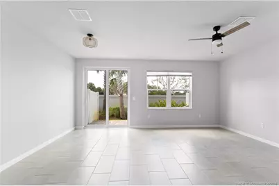 325 SE Halifax Lane, Stuart, FL 34994 - Photo 23
