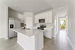 325 SE Halifax Ln, Stuart, FL 34994 - Photo 7