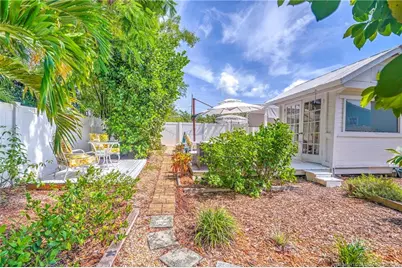 412 SW Akron Avenue, Stuart, FL 34994 - Photo 33