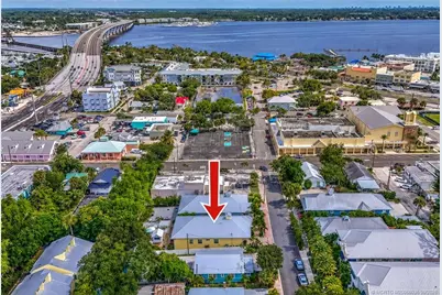 412 SW Akron Avenue, Stuart, FL 34994 - Photo 3