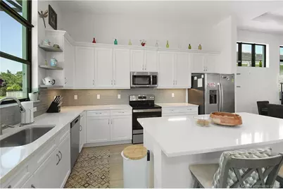 208 SE Via Tirso, Port Saint Lucie, FL 34952 - Photo 13