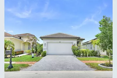 208 SE Via Tirso, Port Saint Lucie, FL 34952 - Photo 3