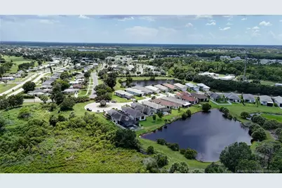 208 SE Via Tirso, Port Saint Lucie, FL 34952 - Photo 37