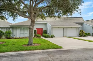 2613 SW Westlake Cir, Palm City, FL 34990 - Photo 5