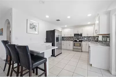 1007 SE Euclid Lane, Fort Pierce, FL 34983 - Photo 11