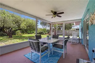 1007 SE Euclid Ln, Fort Pierce, FL 34983 - Photo 21